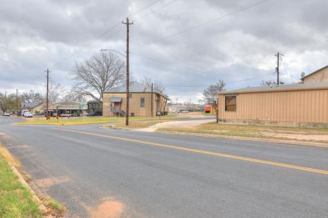 432 S Lincoln Fredericksburg TX 78624