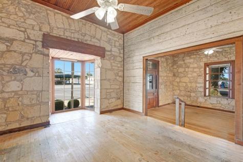 408-410 W Main Street Fredericksburg TX 78624