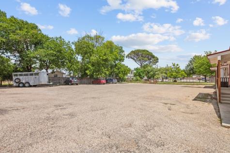 408-410 W Main Street Fredericksburg TX 78624