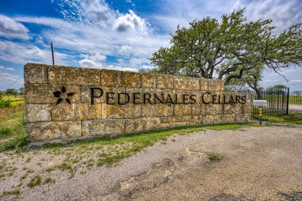 2916 Upper Albert Road Stonewall TX 78671