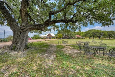2916 Upper Albert Road Stonewall TX 78671