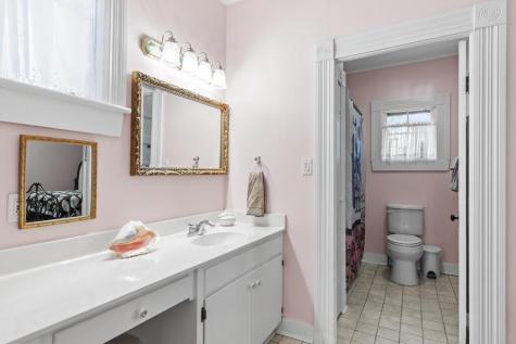 104 N Cherry Street Fredericksburg TX 78624