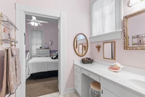 104 N Cherry Street Fredericksburg TX 78624