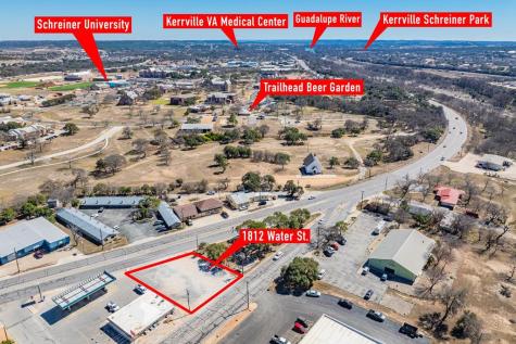 1812 Water Street Kerrville TX 78028