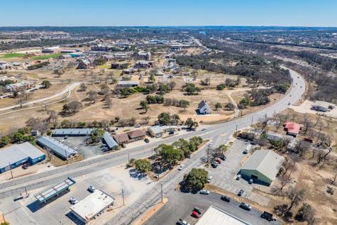 1812 Water Street Kerrville TX 78028