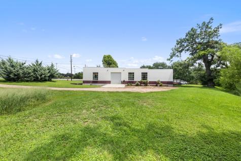 404 N Nugent Street Johnson City TX 78636