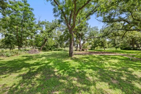 404 N Nugent Street Johnson City TX 78636