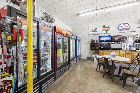 23682 W Us Highway 290 Harper TX 78631