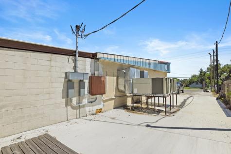 23682 W Us Highway 290 Harper TX 78631