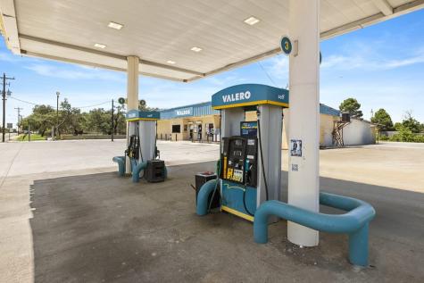 23682 W Us Highway 290 Harper TX 78631