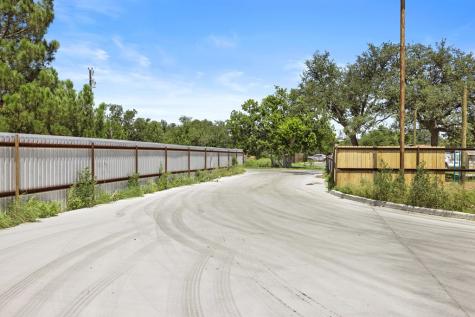 23682 W Us Highway 290 Harper TX 78631