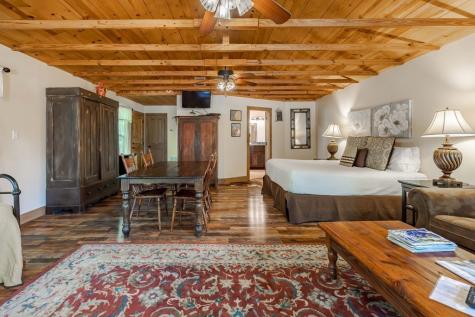 514 W Austin Street Fredericksburg TX 78624