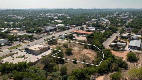 606 E Main Street Fredericksburg TX 78624