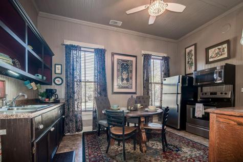 303 W Austin Street Fredericksburg TX 78624