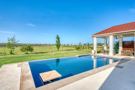 12346 E Us Highway 290 Fredericksburg TX 78624