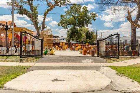 1950 N Ih-35 San Antonio TX 78208