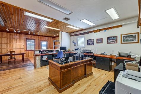 2684 W Us Highway 290 Fredericksburg TX 78624