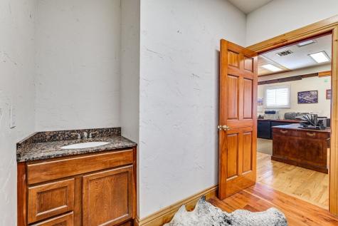 2684 W Us Highway 290 Fredericksburg TX 78624