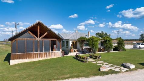 13502 E Us Highway 290 Stonewall TX 78671