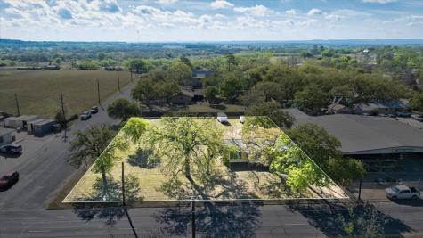 1007 N Llano Street Fredericksburg TX 78624
