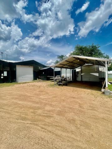 1010 Bessemer Street Llano TX 78643