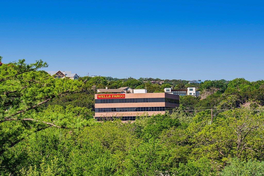 222#435A S Sidney Baker Kerrville TX 78028