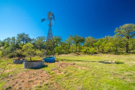 1263 County Road 102 Llano TX 78643