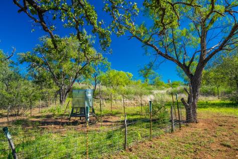 1263 County Road 102 Llano TX 78643