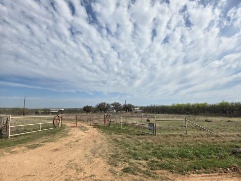8684 Holmes Lane Menard TX 76859