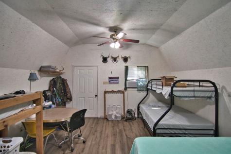 24715 N Us Highway 377 London TX 76854