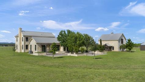466 German Lane Fredericksburg TX 78624