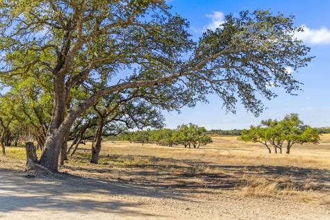 2482 Ranch Road 2721 Johnson City TX 78636