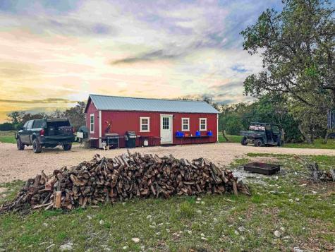 1085 Fallow Drive Eldorado TX 76936