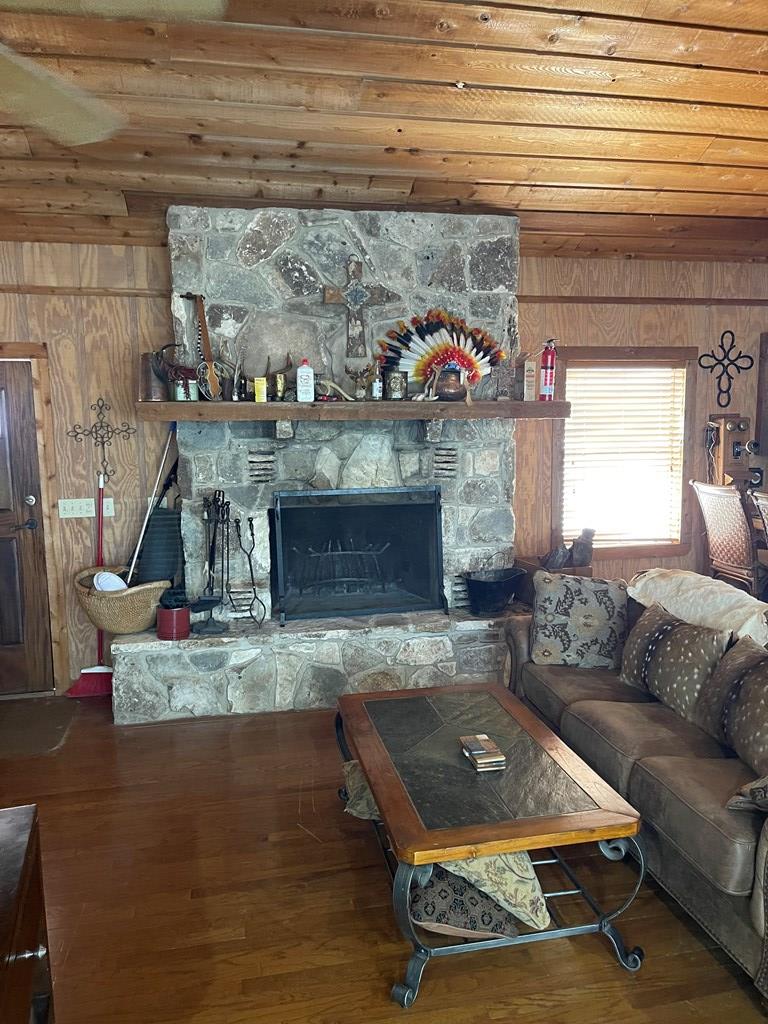 145 W Ibex Road Mountain Home TX 78058