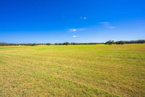 3 Sultemeier-moellering Road Fredericksburg TX 78624