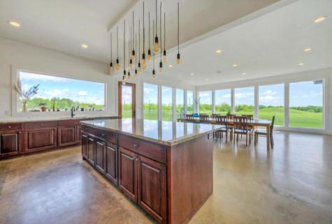 4201 County Road 463 Elgin TX 78621