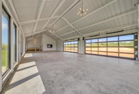 4201 County Road 463 Elgin TX 78621