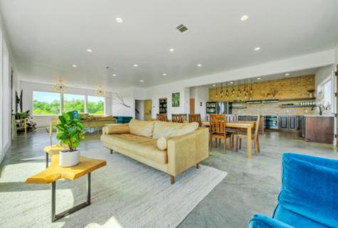 4201 County Road 463 Elgin TX 78621