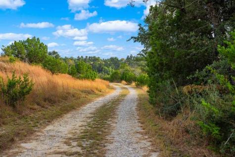 7625 N State Highway 16 Fredericksburg TX 78624