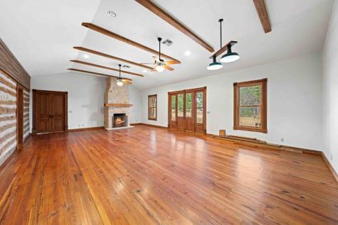 7625 N State Highway 16 Fredericksburg TX 78624