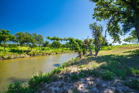 675 County Road 214 Brady TX 76825