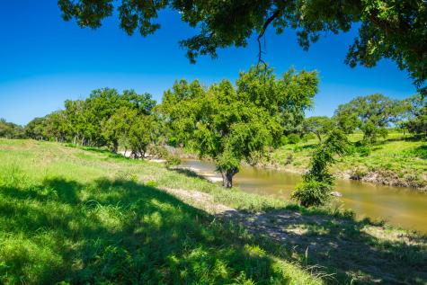 675 County Road 214 Brady TX 76825