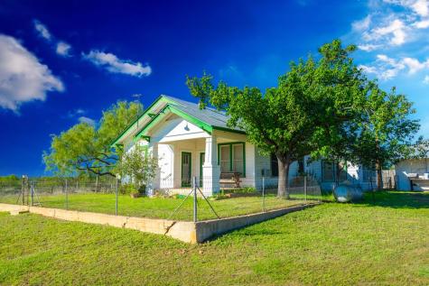 000 County Road 102 Llano TX 78643