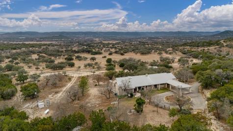 18954 N Highway 16 Medina TX 78055