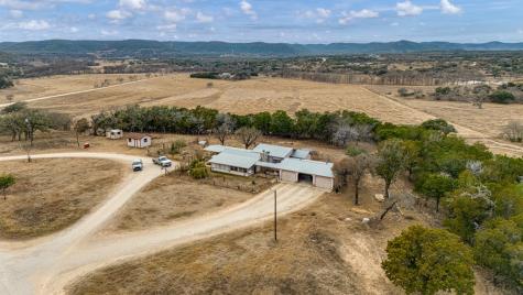 18954 N Highway 16 Medina TX 78055