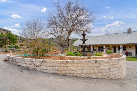 18954 N Highway 16 Medina TX 78055