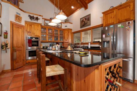 18954 N Highway 16 Medina TX 78055