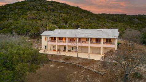 18954 N Highway 16 Medina TX 78055