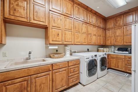 2121 Landmark Lane Kerrville TX 78028