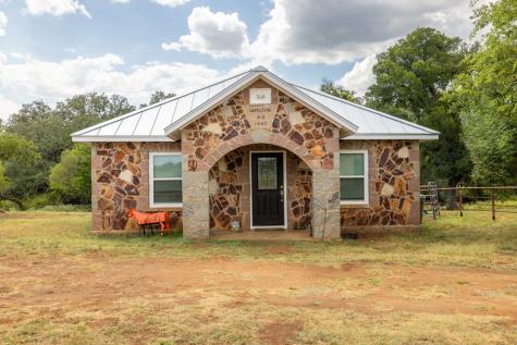 2300 Ranch Road 2323 Llano TX 78643